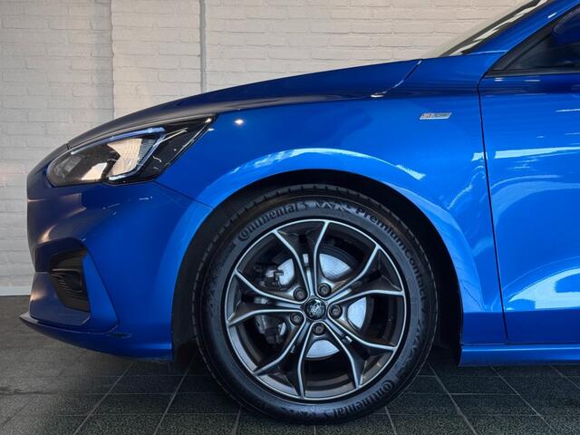 Ford FOCUS 1.0 EcoBoost ST Line Business Trekhaak Navi ACC Smartlink 17''