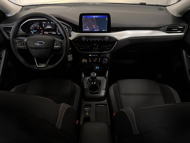 Ford FOCUS 1.0 EcoBoost Trend Edition Business CAMRA PDC CARPLAY NAVI LMV