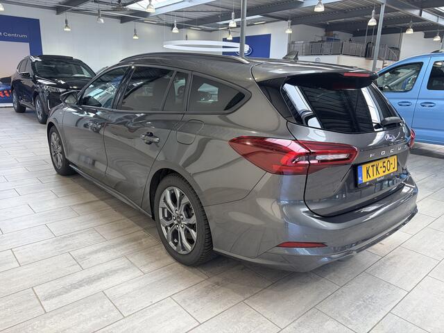 Ford FOCUS Wagon EcoBoost Hybrid 155 pk ST Line X | Winter Pack | Matrix LED | Adapt. Cruise | AGR Stoel | Elektrische Achterklep | Winterpack | SYNC 4 |