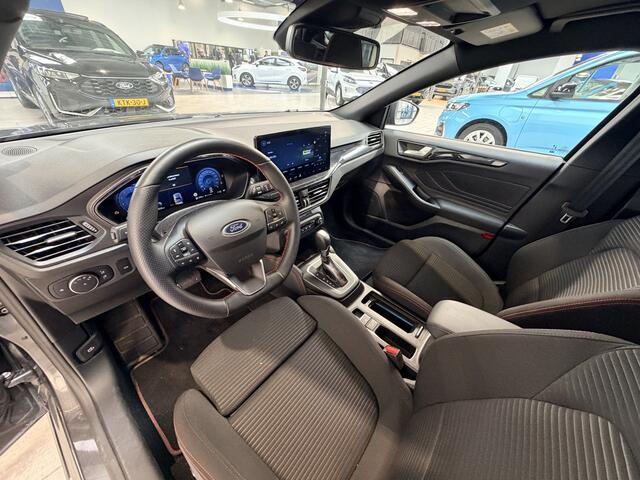 Ford FOCUS Wagon EcoBoost Hybrid 155 pk ST Line X | Winter Pack | Matrix LED | Adapt. Cruise | AGR Stoel | Elektrische Achterklep | Winterpack | SYNC 4 |