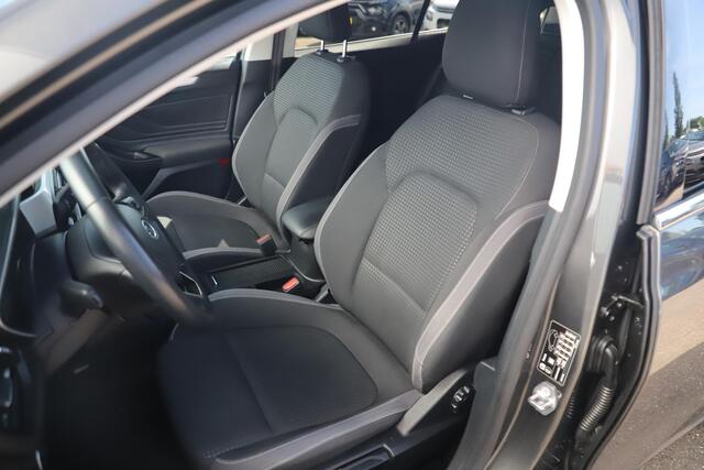 Ford FOCUS Wagon 1.0 EcoBoost Trend Edition Business Trekhaak Navigatie Carplay Android Parkeersensor Airco Cruise Control LMV