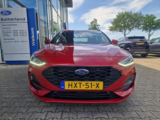 Ford FOCUS Wagon 1.0 EcoBoost Hybrid ST Line X Bellen voor bezichtiging | Fantastic Red | Winterpack | Driver Ass Pack | Camera | Origin NL Auto |