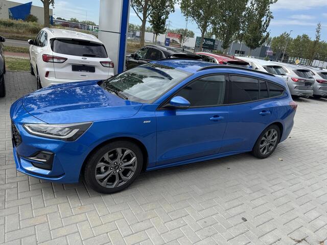 Ford FOCUS Wagon 1.0 EcoBoost Hybrid ST Line 155pk | Winterpack | Driver Assistance Pack | Orig. NL auto