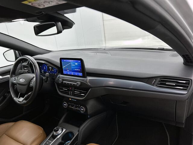 Ford FOCUS Wagon 1.5 Automaat 150PK Active X Business / Trekhaak / Leder / Standkachel / B&O Radio / Pdc+Camera / Apk 11-2026