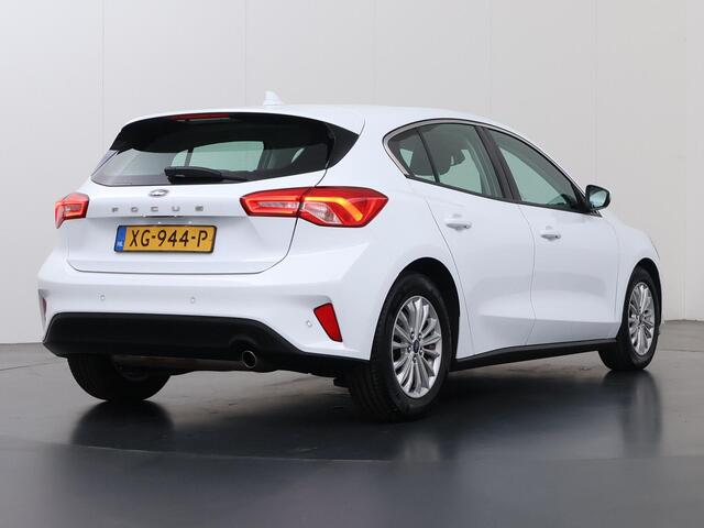 Ford FOCUS 1.0 EcoBoost Titanium Business | Navigatie | Cruise control | Climate Control | Parkeersensoren