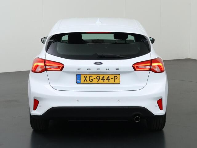 Ford FOCUS 1.0 EcoBoost Titanium Business | Navigatie | Cruise control | Climate Control | Parkeersensoren