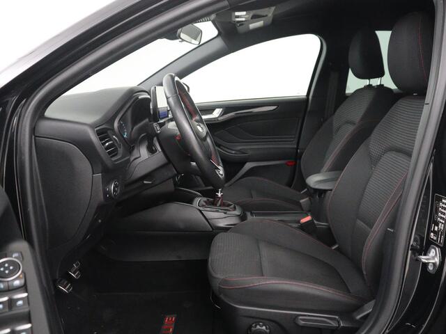 Ford FOCUS Wagon 1.5 EcoBoost ST Line Business | Bang & Olufsen | Cruise control | Navigatie | Bluetooth | Park assist | Climate control | Trekhaak