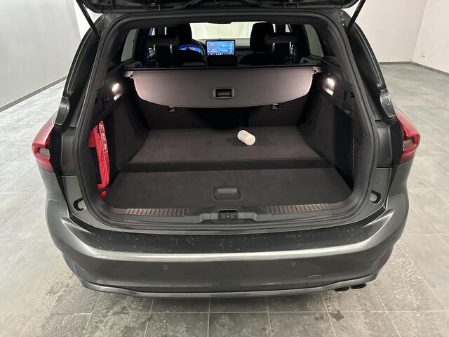 Ford FOCUS Wagon 1.0 EcoBoost Hybrid ST Line X | Winter Pack | Bang & Olufsen Audio | Navigatie |