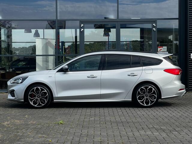 Ford FOCUS 1.0 ECOB. ST L. BNS, Pano, Trekhaak, NAP