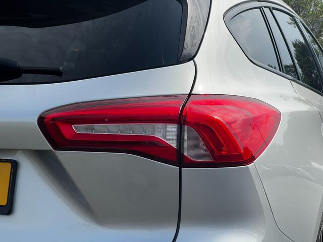 Ford FOCUS 1.0 ECOB. ST L. BNS, Pano, Trekhaak, NAP