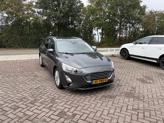 Ford FOCUS Wagon 1.0 EcoBoost Titanium Business TREKHAAK WINTER PACK PDC CARPLAY