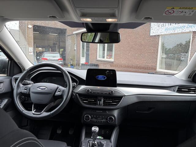 Ford FOCUS Wagon 1.0 EcoBoost Titanium Business TREKHAAK WINTER PACK PDC CARPLAY