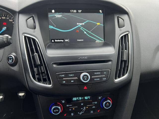 Ford FOCUS Wagon 1.0 ST-Line | Nieuw binnen | Stoel en stuurverwarming | Navi | PDC | 141 PK