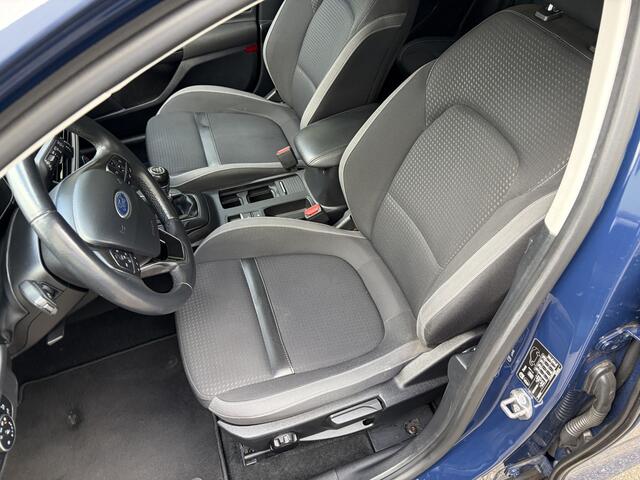 Ford FOCUS 1.0 EcoBoost Trend Edition Business / NAVI / CRUISE / TREKHAAK / 127dkm! NAP!