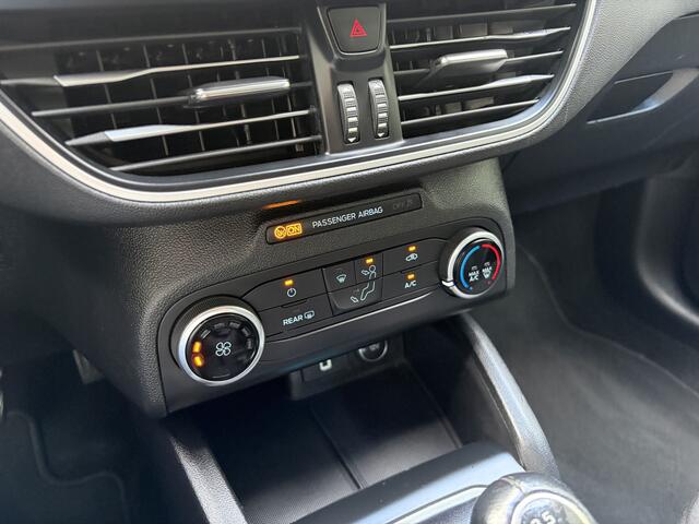 Ford FOCUS 1.0 EcoBoost Trend Edition Business / NAVI / CRUISE / TREKHAAK / 127dkm! NAP!
