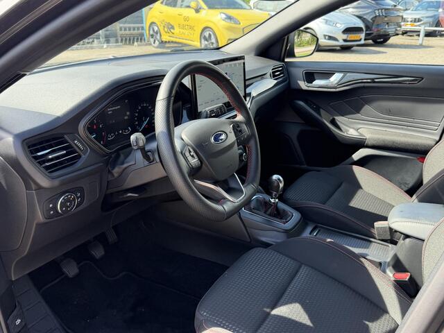Ford FOCUS Wagon 1.0 EcoBoost Hybrid ST Line 125 pk | Winter Pack | Driver Assistance Pack | Adaptive cruise control