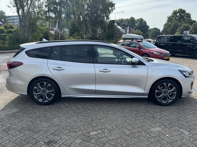 Ford FOCUS Wagon 1.0 EcoBoost Hybrid ST Line | Adaptive cruise control | Winter Pack | Driver Assistance Pack