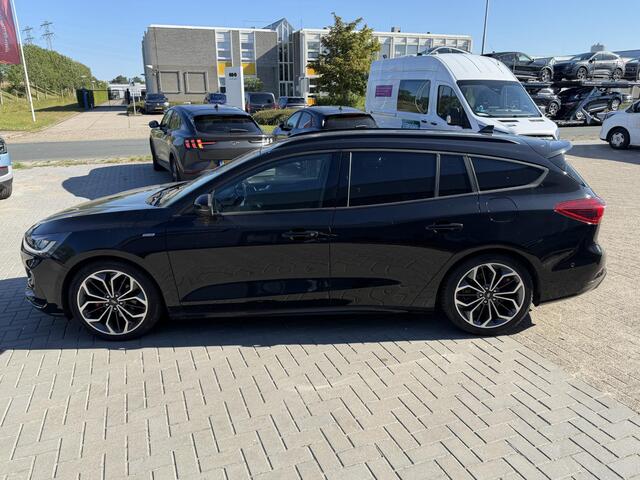 Ford FOCUS Wagon 1.0 EcoBoost Hybrid ST Line X 155pk | Driver Assistance Pack | Trekhaak afneembaar | AGR stoel | 18 inch Lichtmetaal | Winterpack
