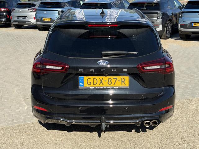 Ford FOCUS Wagon 1.0 EcoBoost Hybrid ST Line X 155pk | Driver Assistance Pack | Trekhaak afneembaar | AGR stoel | 18 inch Lichtmetaal | Winterpack