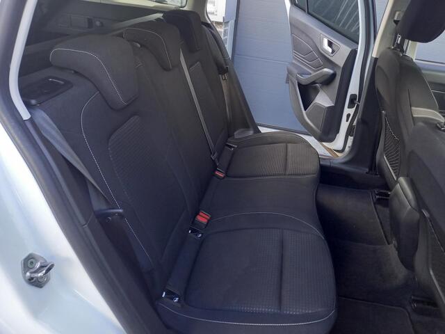 Ford FOCUS Wagon 1.0 125PK EcoBoost Hybrid Connected - TREKHAAK - 1E EIGENAAR - NL AUTO - CARPLAY / ANDROID - CLIMA - CRUISE - LED -