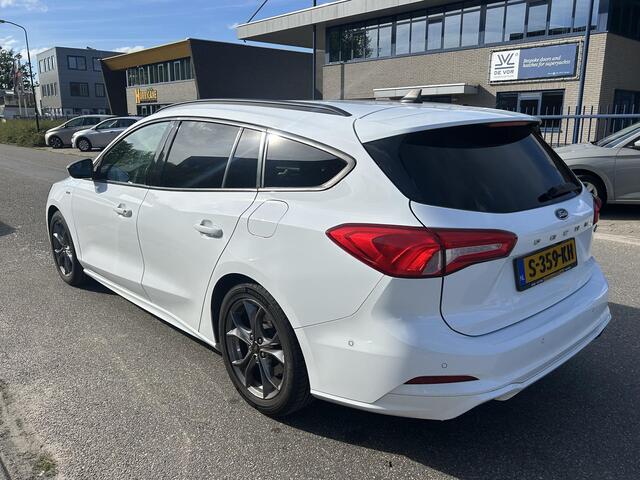 Ford FOCUS Wagon 1.0 EcoBoost Hybrid ST Line Business