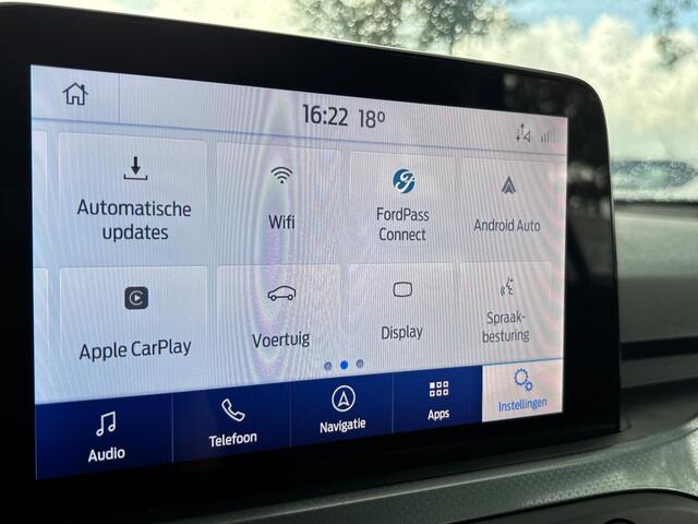 Ford FOCUS Wagon 1.0 EcoBoost Active Business | Stoel & Stuurverwarming | Apple Carplay | Parkeersensoren | Lane Assist