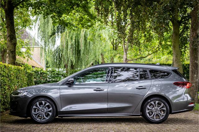 Ford FOCUS Wagon 1.0 EcoBoost Hybrid ST Line Camera