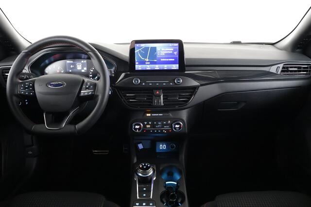 Ford FOCUS 1.5 EcoBoost ST Line 183pk / LED / HUD / Navi / ACC / Camera