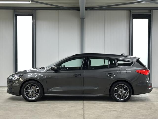Ford FOCUS Wagon 1.0 EcoBoost ST Line Business | Winter pakket| Navi | Camera |