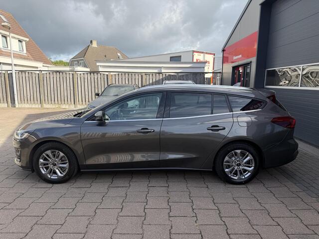 Ford FOCUS Wagon 1.0 EcoBoost Hybrid Titanium