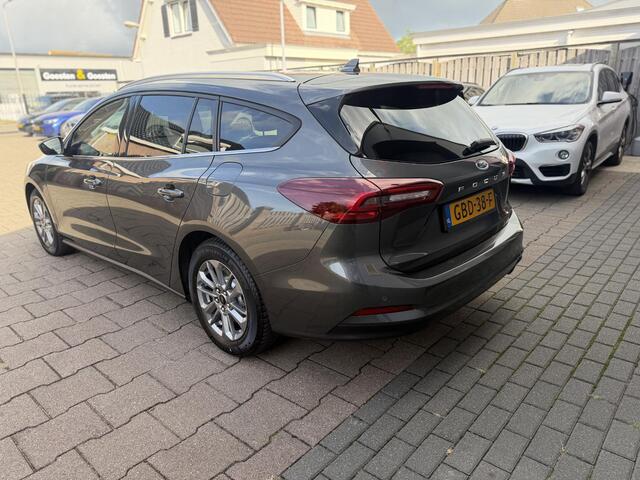 Ford FOCUS Wagon 1.0 EcoBoost Hybrid Titanium