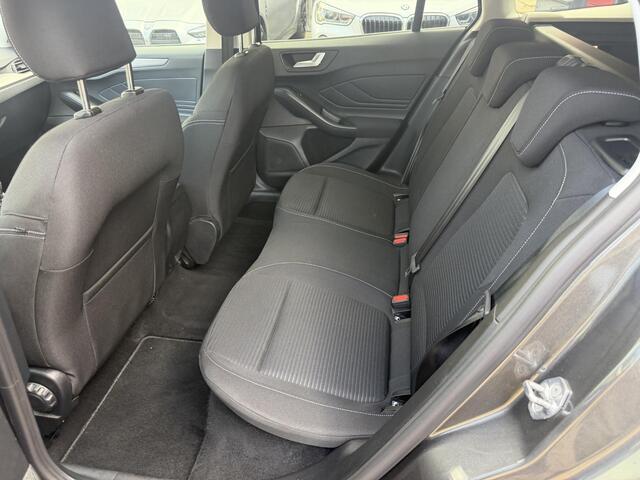 Ford FOCUS Wagon 1.0 EcoBoost Hybrid Titanium