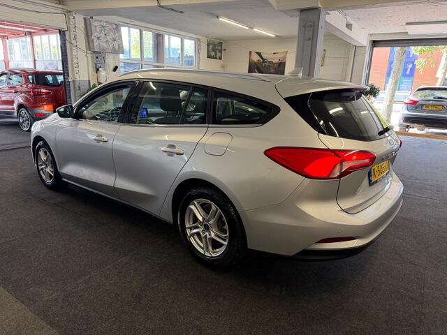 Ford FOCUS Wagon 1.0 EcoB. NAP*NL*Camera*NAVI*LED*2021