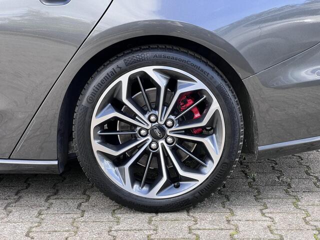 Ford FOCUS Wagon 1.0 EcoBoost Hybrid ST Line X Hybrid ST Line X 155pk Automaat | Driver Assistance Pack | Trekhaak afneembaar | AGR stoel | 18 inch Lichtmetaal | Winterpack | Bang&Olufsen | Elektrsiche achterklep
