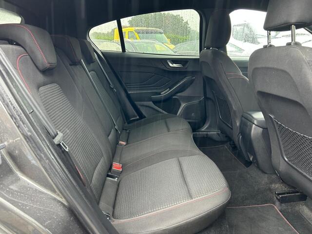Ford FOCUS 1.0 EBH ST LINE X, Virtual, Cruise, Camera