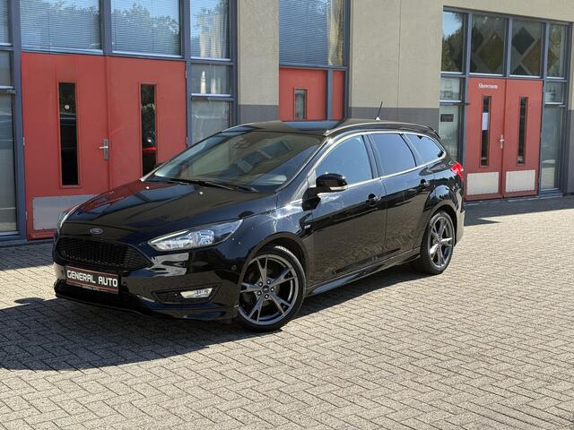 Ford FOCUS Wagon 1.0 Titanium ST-Line, Parkassist, Camera,Navigatie