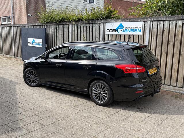 Ford FOCUS Wagon 1.0 ST-Line Navi, Trekhaak, climate