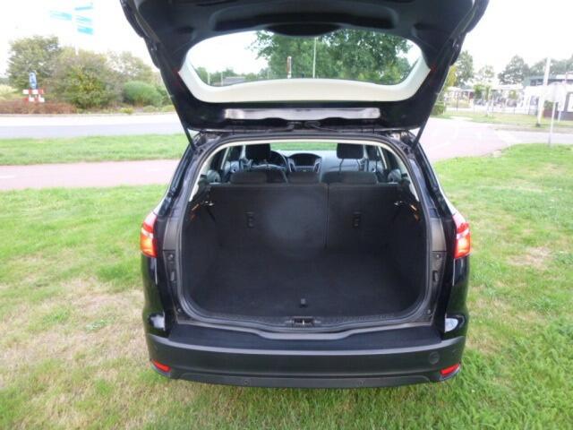 Ford FOCUS 1.0 TITANIUM
