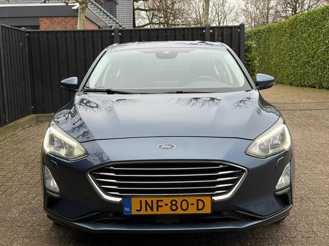 Ford FOCUS Wagon 1.0 EcoBoost Titanium Business