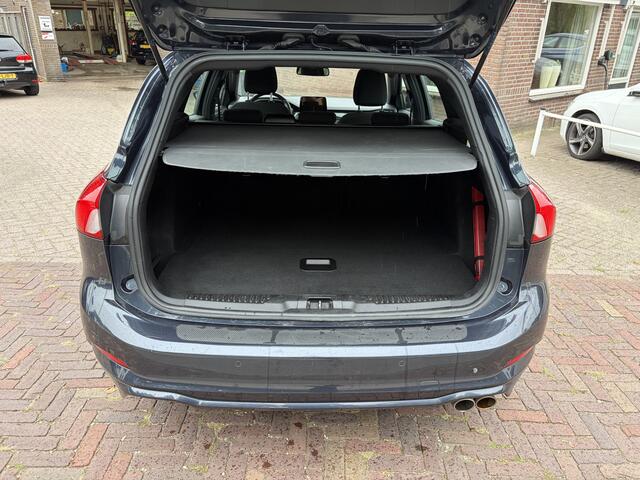 Ford FOCUS Wagon 1.0 EcoBoost Hybrid ST Line Business TREKHAAK WINTER PACK CAMERA