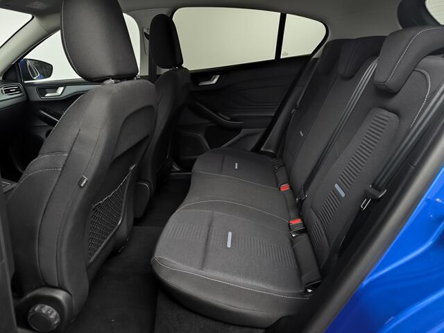 Ford FOCUS 1.0 EcoBoost Hybrid Active X | Stoelverwarming | Camera | Navigatie | Adaptive Cruise Control |