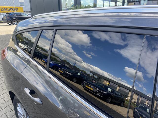Ford FOCUS Wagon 1.0 EcoBoost Hybrid Titanium