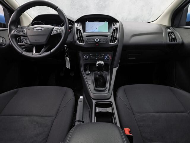 Ford FOCUS 1.0 Sport (NAVIGATIE, LM VELGEN, PARKEERSENSOREN, TREKHAAK, SPORTSTOELEN, CRUISE, NIEUWSTAAT)