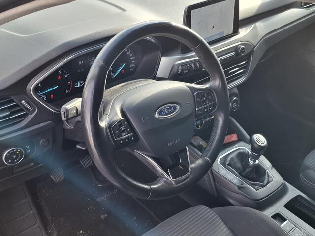 Ford FOCUS Wagon 1.0 EcoBoost Titanium Business | Nieuw Binnen! | Winter Pack | Navi | Cruise