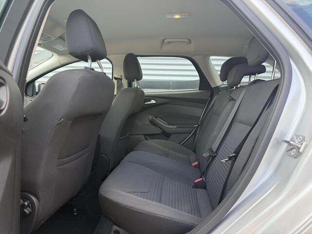 Ford FOCUS Wagon 1.0 Titanium 2e Eigenaar|Navi|Clima|Cruise|PDC V+A|Trekhaak|N.A.P|APK tot 03-2027