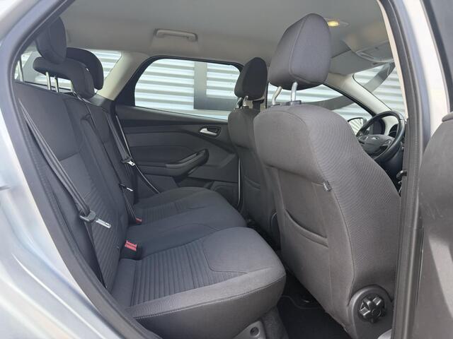 Ford FOCUS Wagon 1.0 Titanium 2e Eigenaar|Navi|Clima|Cruise|PDC V+A|Trekhaak|N.A.P|APK tot 03-2027