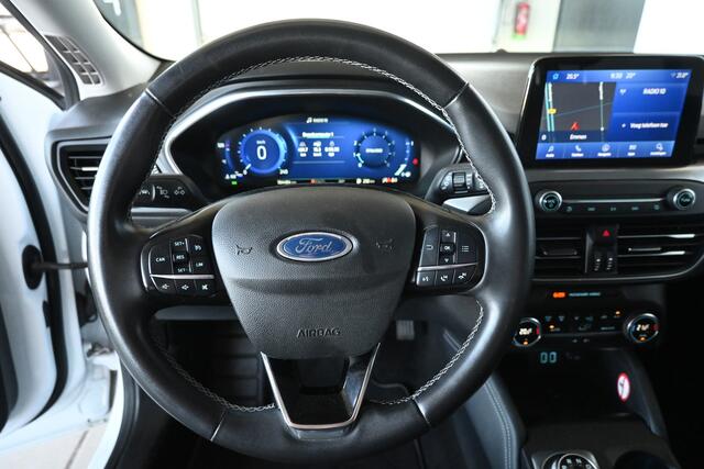 Ford FOCUS Wagon 1.0 EcoBoost Titanium X Business Clima Navigatie LED 1e Eigenaar Rijklaarprijs! Inruil Mogelijk!