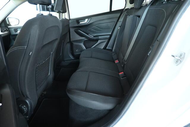 Ford FOCUS Wagon 1.0 EcoBoost Titanium X Business Clima Navigatie LED 1e Eigenaar Rijklaarprijs! Inruil Mogelijk!