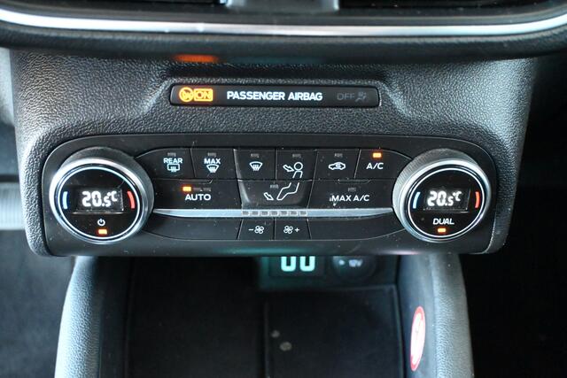 Ford FOCUS Wagon 1.0 EcoBoost Titanium X Business Clima Navigatie LED 1e Eigenaar Rijklaarprijs! Inruil Mogelijk!