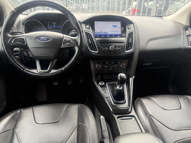 Ford FOCUS 1.0 EcoBoost Titanium Business Nieuwstaat..!! Leder comf.intr, Navigatie, Camera, Climate contr, etc..